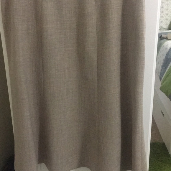 Vintage style Oat color 2 piece skirt/jacket suit - Picture 6 of 8